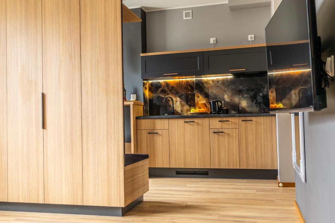 Przy Dworcu Apartment *